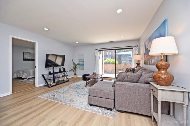 3542 Amberacres Drive, Cincinnati, OH 45237