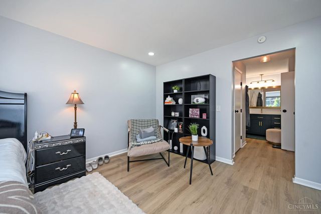 3542 Amberacres Drive, Cincinnati, OH 45237