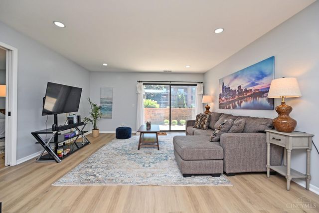 3542 Amberacres Drive, Cincinnati, OH 45237