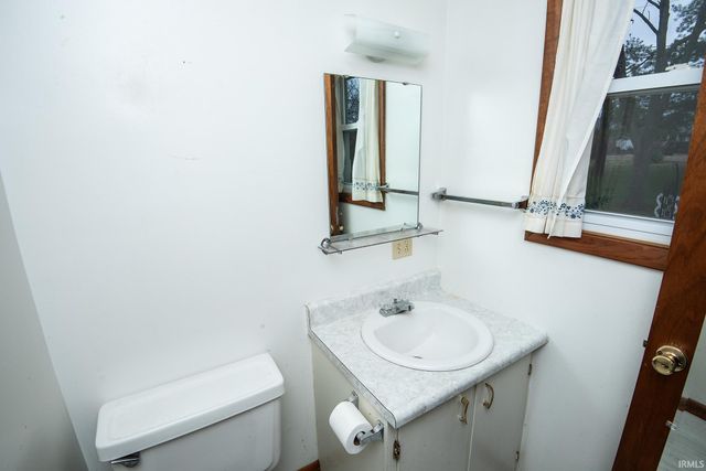 714 Elberta Drive, Vincennes, IN 47591