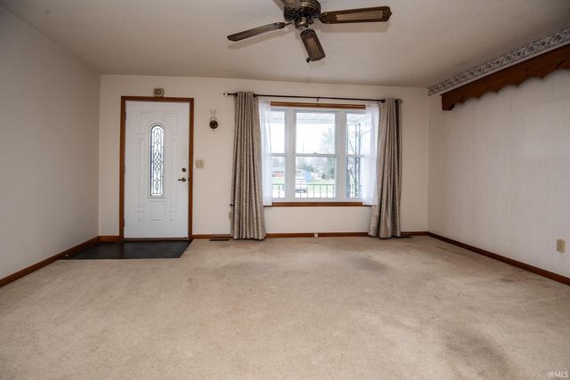 714 Elberta Drive, Vincennes, IN 47591