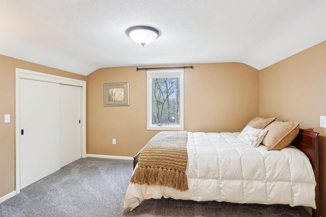 12112 W River Road, Champlin, MN 55316