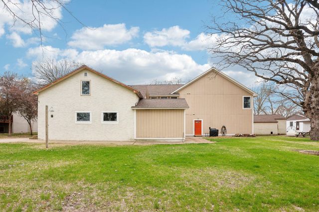 12112 W River Road, Champlin, MN 55316