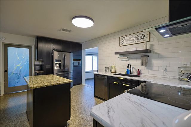 613 SCENIC STREET, Leesburg, FL 34748