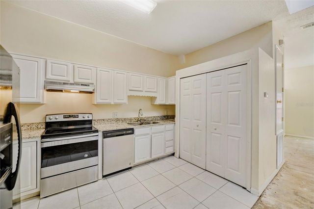 1069 UNIVERSAL REST PLACE, Kissimmee, FL 34744