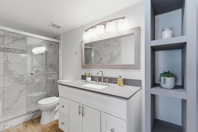 7930 E CAMELBACK Road 207, Scottsdale, AZ 85251