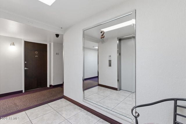 7930 E CAMELBACK Road 207, Scottsdale, AZ 85251