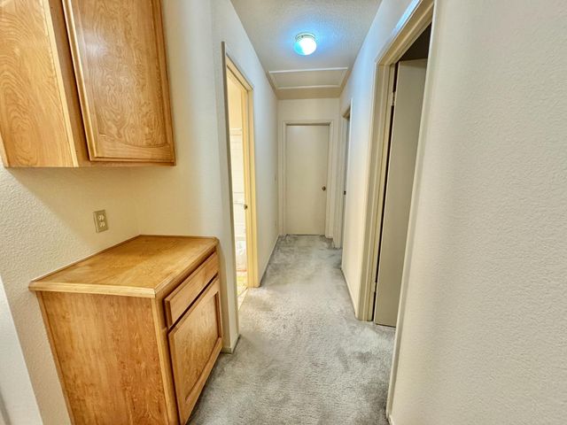 8565 Sunnybrae Dr, Sacramento, CA 95823