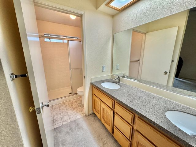 8565 Sunnybrae Dr, Sacramento, CA 95823