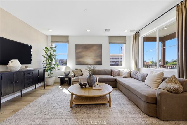 6645 Via Vista, Pico Rivera, CA 90660