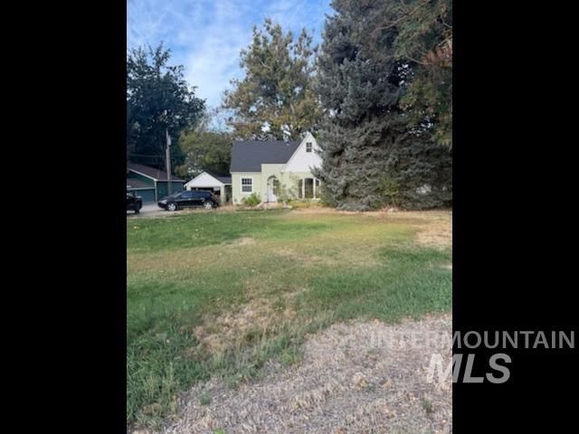 2621 N Mountain View Dr, Boise, ID 83704