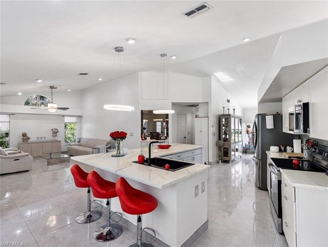 22690 Island Lakes DR, Estero, FL 33928