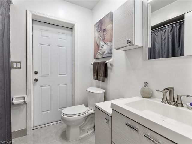 22690 Island Lakes DR, Estero, FL 33928