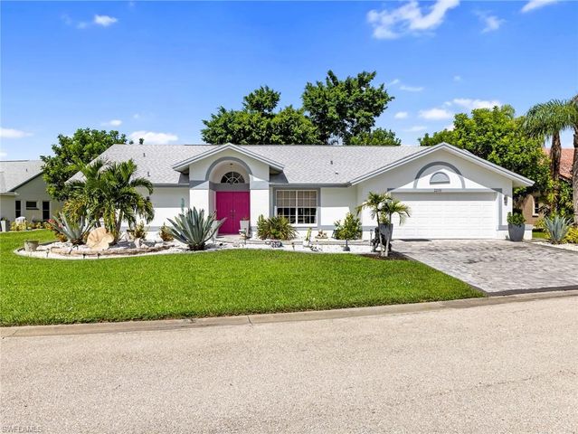 22690 Island Lakes DR, Estero, FL 33928