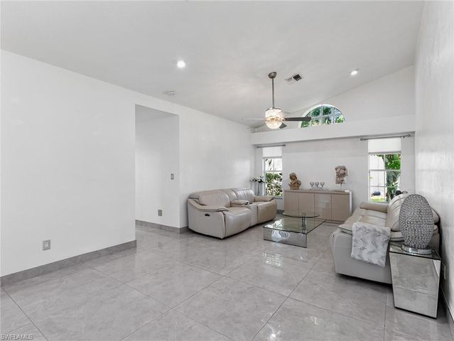 22690 Island Lakes DR, Estero, FL 33928