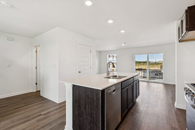 1395 Oakfield Lane, Pingree Grove, IL 60140