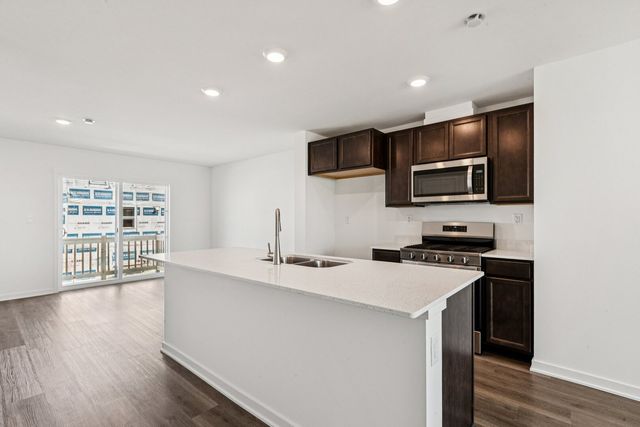 1395 Oakfield Lane, Pingree Grove, IL 60140