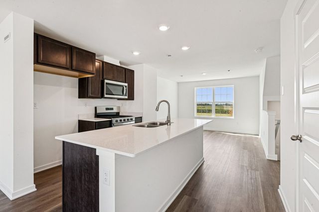 1395 Oakfield Lane, Pingree Grove, IL 60140