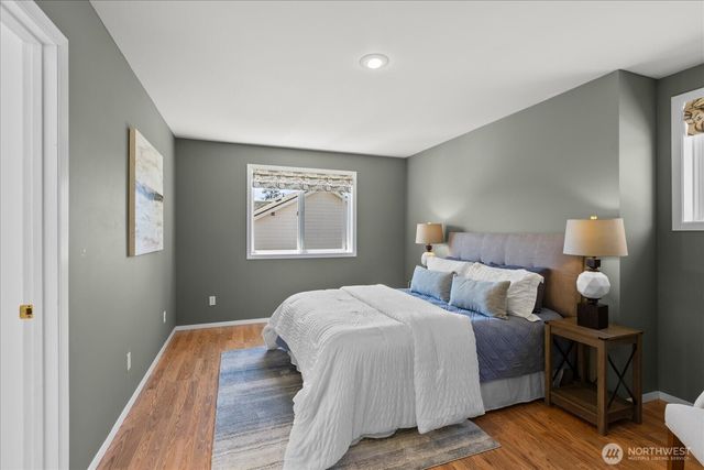 37230 20th Avenue S, Federal Way, WA 98003