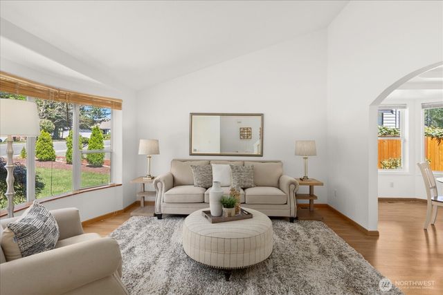 37230 20th Avenue S, Federal Way, WA 98003