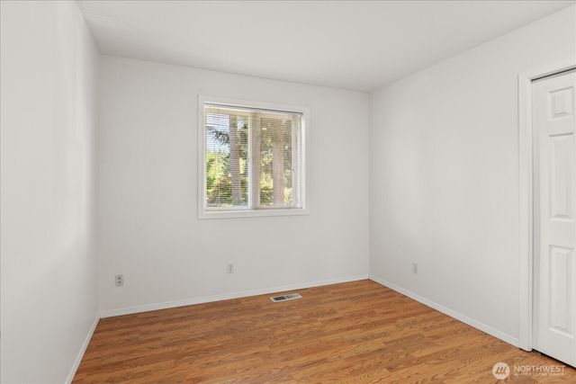 37230 20th Avenue S, Federal Way, WA 98003