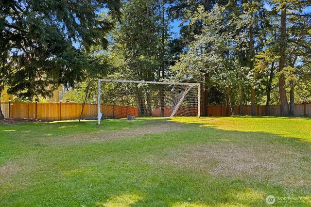37230 20th Avenue S, Federal Way, WA 98003