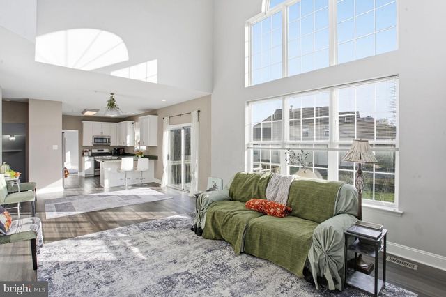 977 HICKORY RIDGE DR, Chalfont, PA 18914