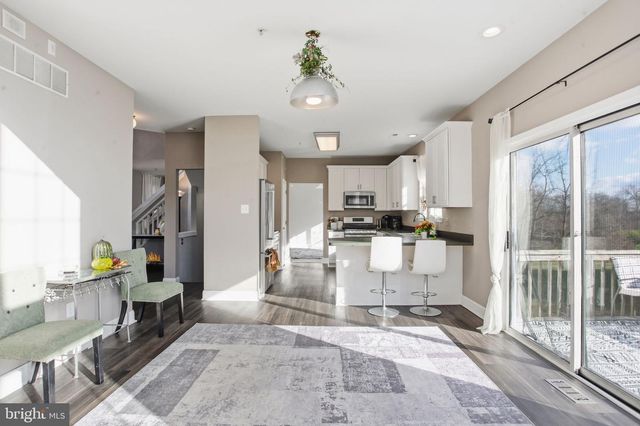 977 HICKORY RIDGE DR, Chalfont, PA 18914