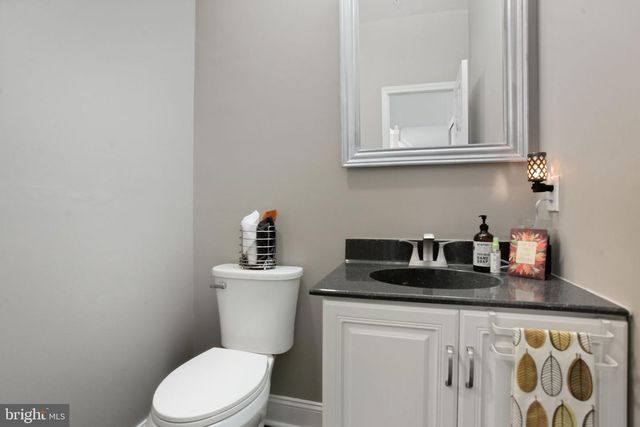 977 HICKORY RIDGE DR, Chalfont, PA 18914