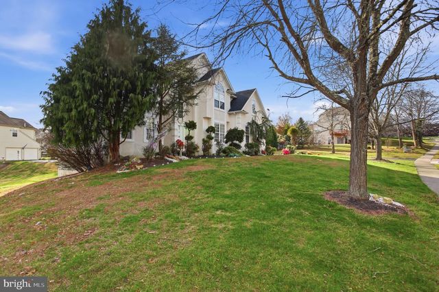 977 HICKORY RIDGE DR, Chalfont, PA 18914