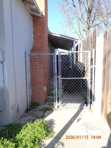 1306 Joni Ave, Modesto, CA 95350