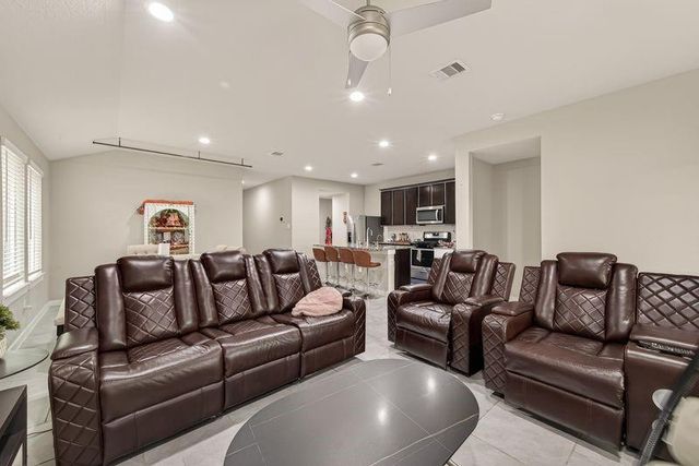 7523 Keystone Blossom Trail, Richmond, TX 77407