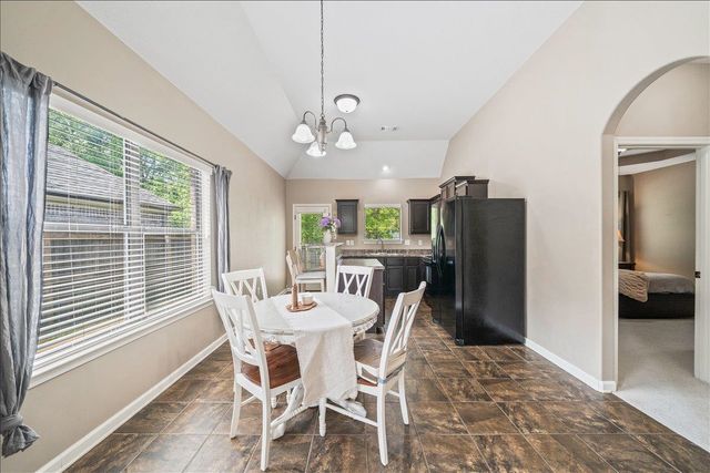 5135 OLIVER GROVE LN, Bartlett, TN 38002