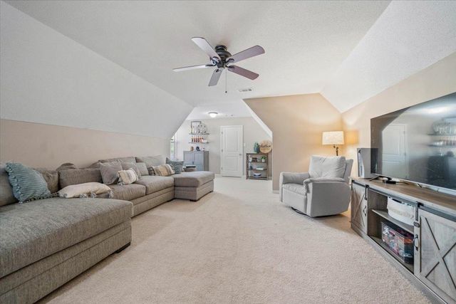 5135 OLIVER GROVE LN, Bartlett, TN 38002