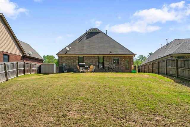 5135 OLIVER GROVE LN, Bartlett, TN 38002