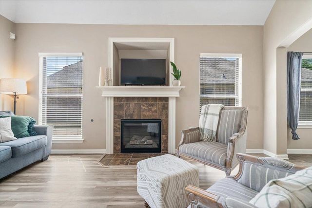 5135 OLIVER GROVE LN, Bartlett, TN 38002