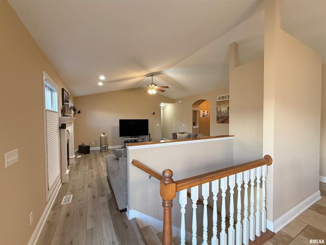 4222 3RD Street A, East Moline, IL 61244