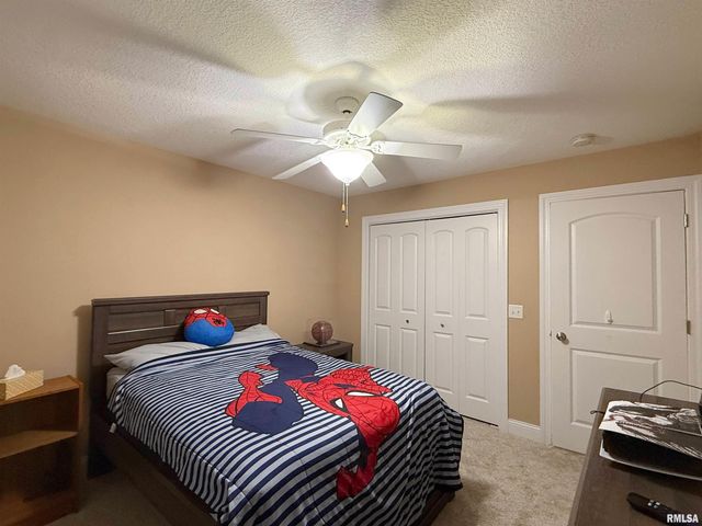 4222 3RD Street A, East Moline, IL 61244