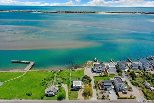 6 Oak Beach Road, Babylon, NY 11702