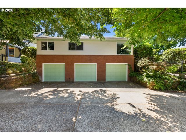 3002 Se BROOKLYN St, Portland, OR 97202