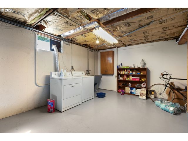 3002 Se BROOKLYN St, Portland, OR 97202