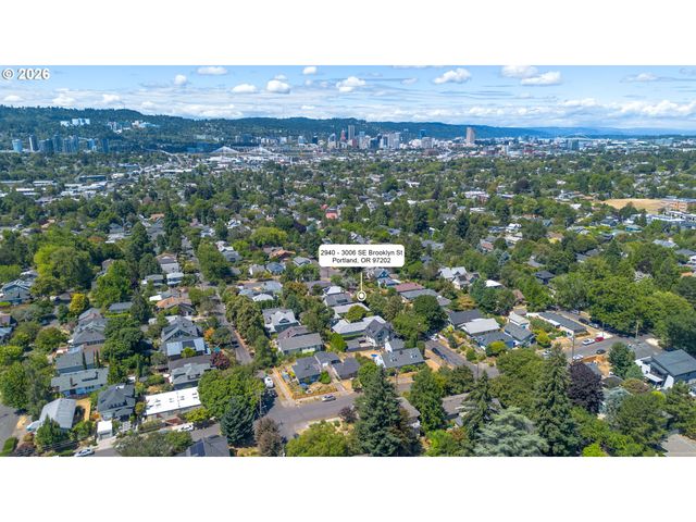 3002 Se BROOKLYN St, Portland, OR 97202