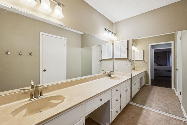 180 Wampum WAY, Seguin, TX 78155