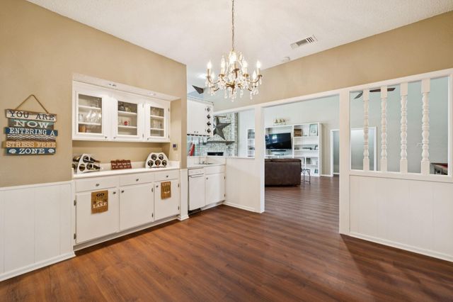 180 Wampum WAY, Seguin, TX 78155