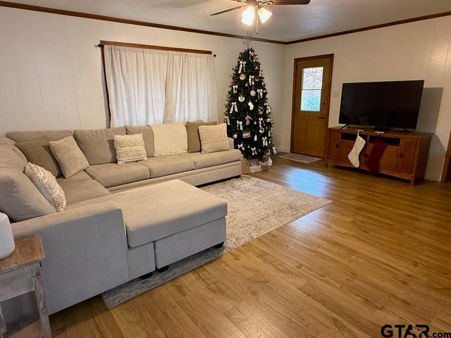 18489 Paradise ln, Flint, TX 75762