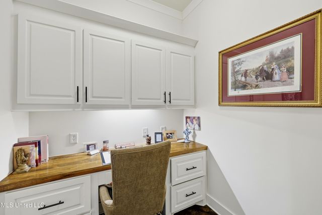 112 Laurelwood Trail, Mendenhall, MS 39114