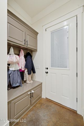 112 Laurelwood Trail, Mendenhall, MS 39114