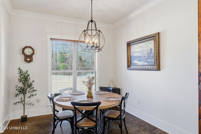 112 Laurelwood Trail, Mendenhall, MS 39114