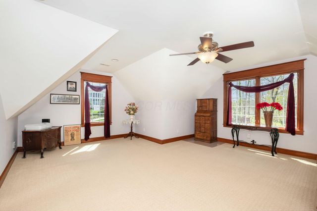 1917 Nichole Circle, Lancaster, OH 43130