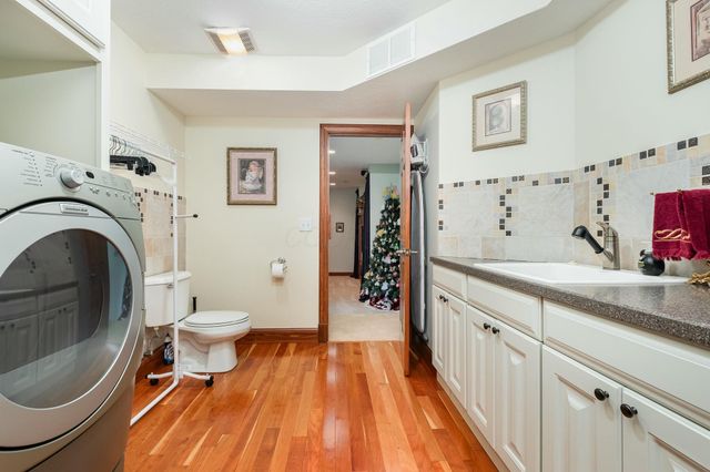 1917 Nichole Circle, Lancaster, OH 43130
